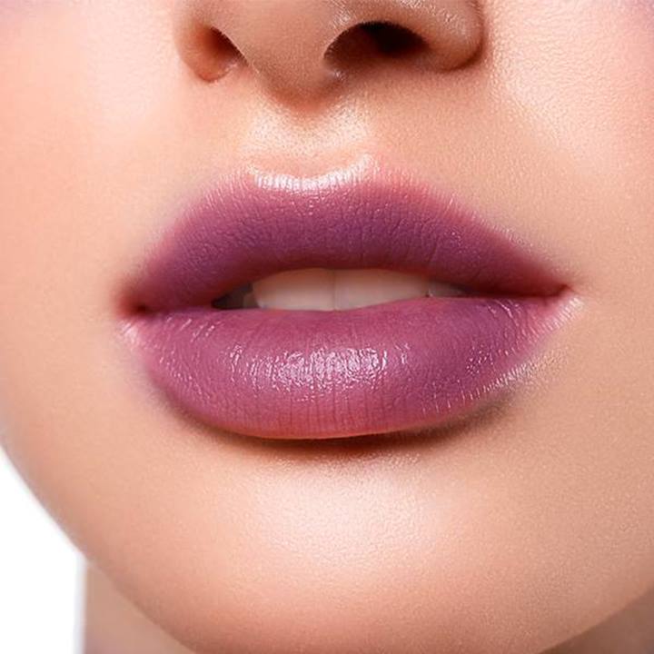 BALSAMO LABIAL KISS MY MORA - VOGUE - Image 2